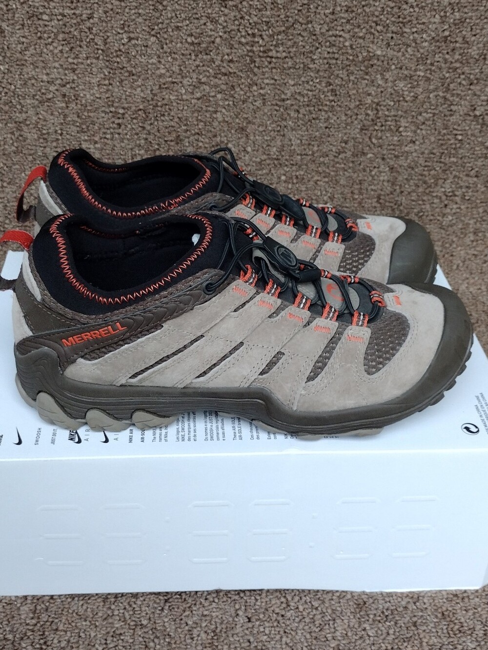 Merrell Braindle Hiking Trail Women's Shoe Outdoors Sude Tan Brown Size 9.5